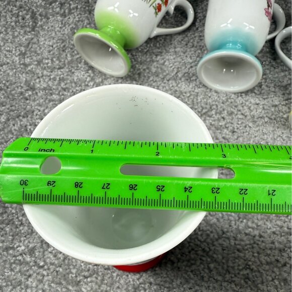 Decorative Pedestal Coffee Mugs Fred Roberts 4 Different Birds Colorful Kitchen - Picture 9 of 16